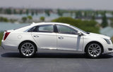 [OEM] 1:18 Cadillac 2013 XTS White Model Car Die-Cast