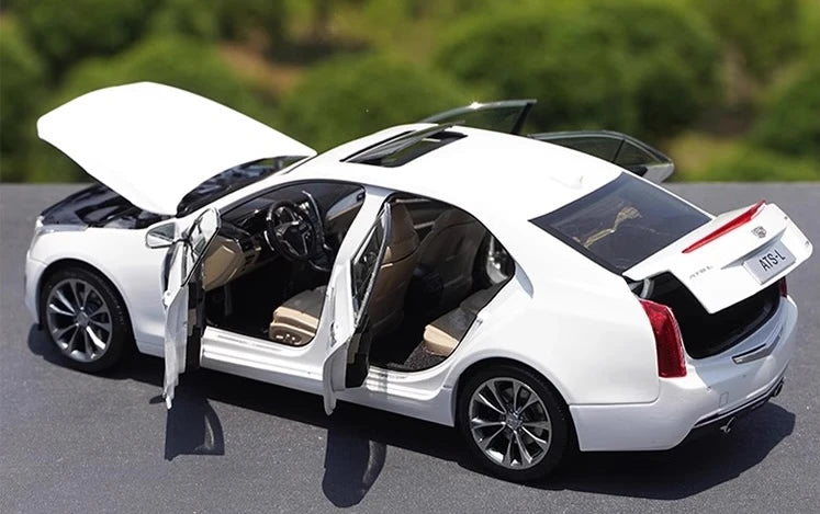 [OEM] 1:18 Cadillac 2014 ATS-L White Model Car Die-Cast