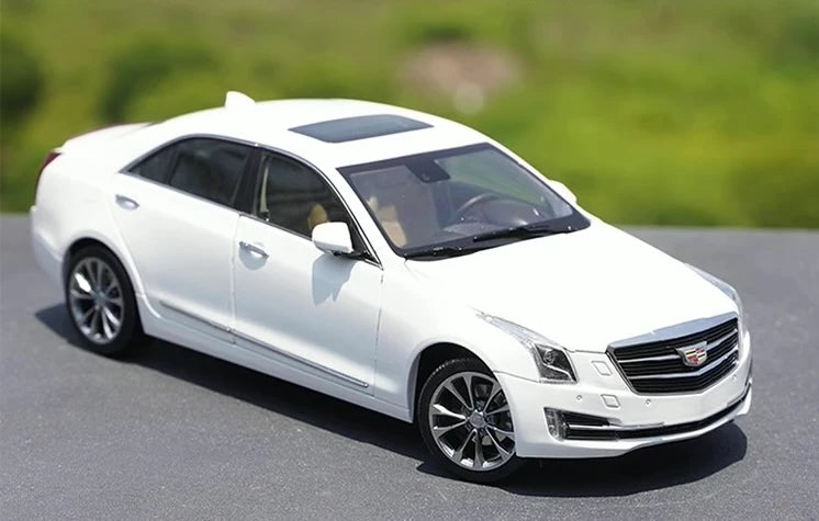 [OEM] 1:18 Cadillac 2014 ATS-L White Model Car Die-Cast
