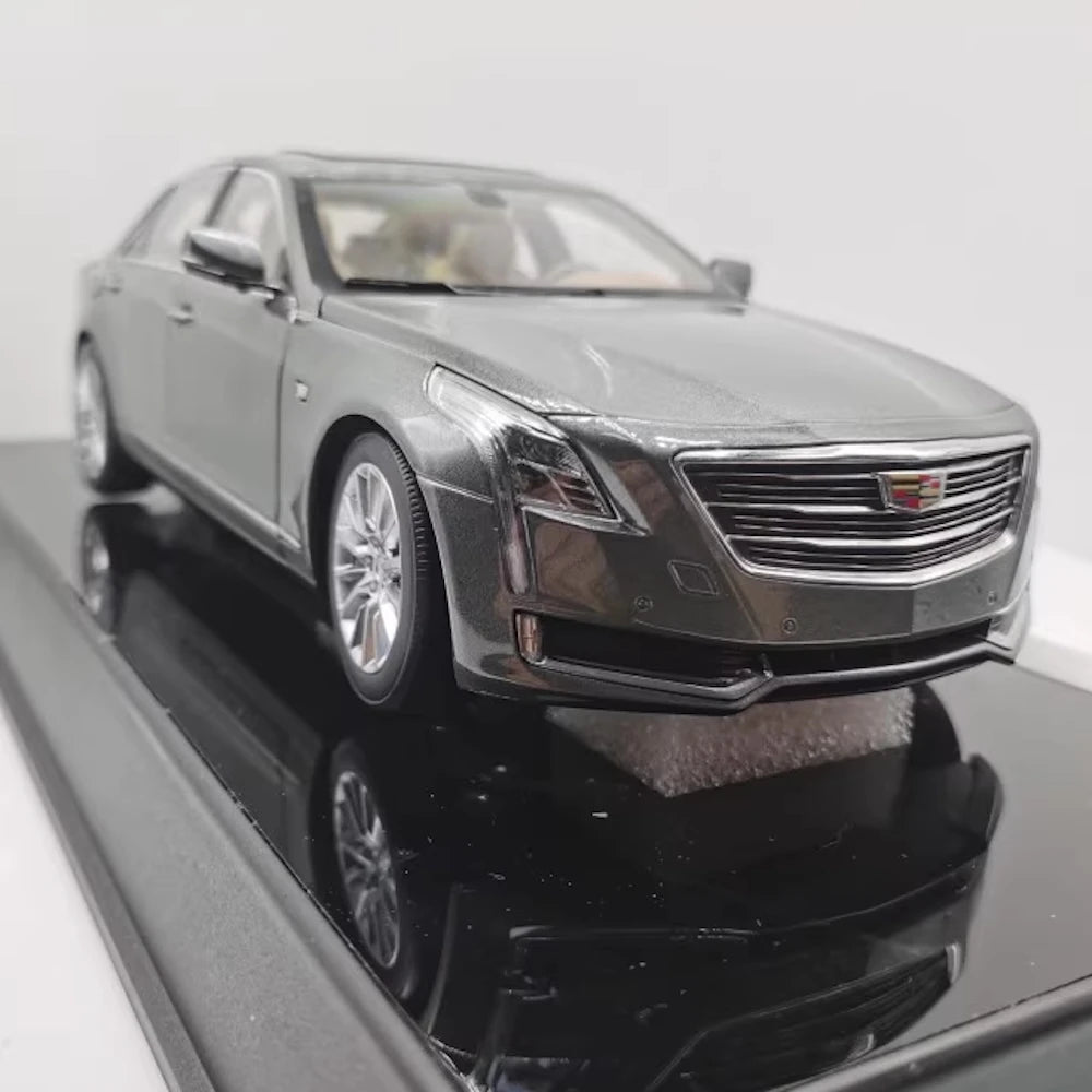 [OEM] 1:18 Cadillac 2016 CT6 Gray Model Car Die-Cast