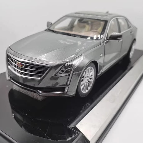 [OEM] 1:18 Cadillac 2016 CT6 Gray Model Car Die-Cast