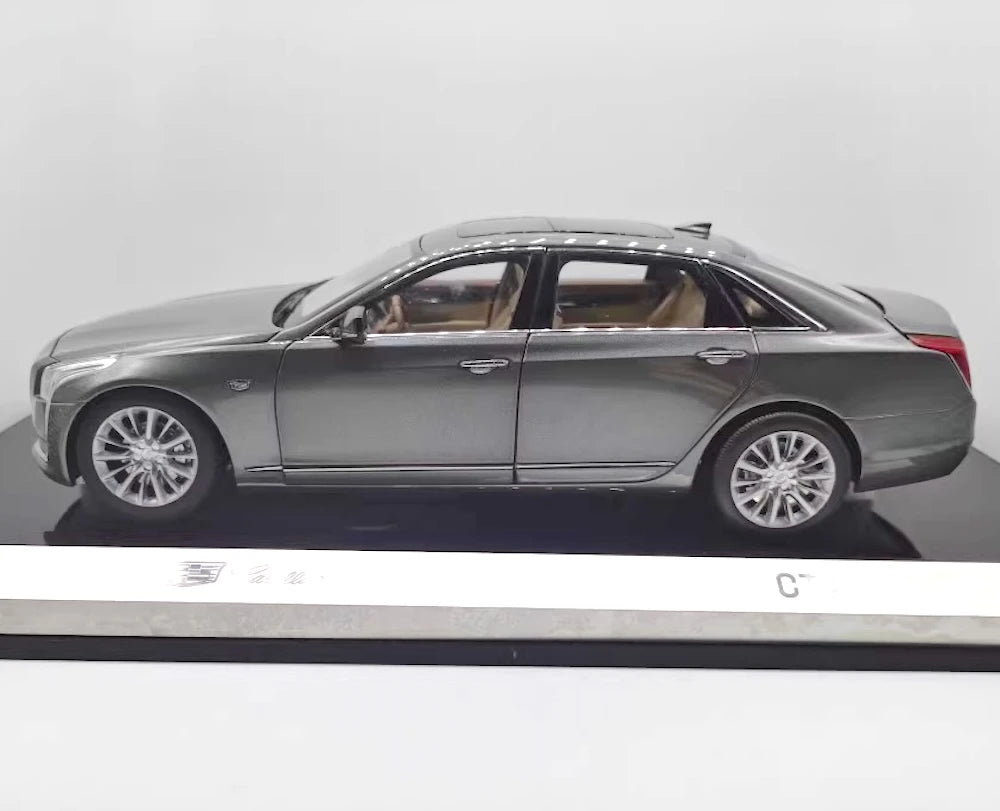 [OEM] 1:18 Cadillac 2016 CT6 Gray Model Car Die-Cast