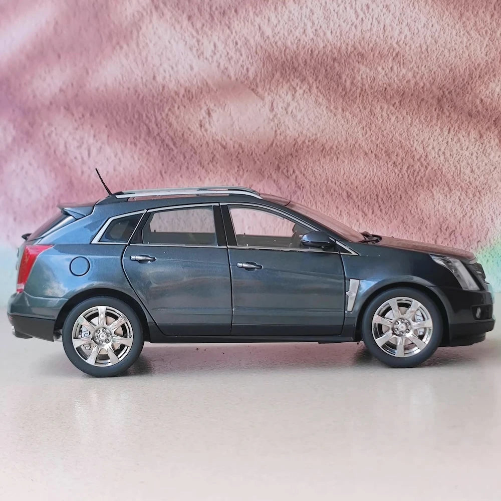 [OEM] 1:18 Cadillac 2016 SRX Gray Model Car Die-Cast