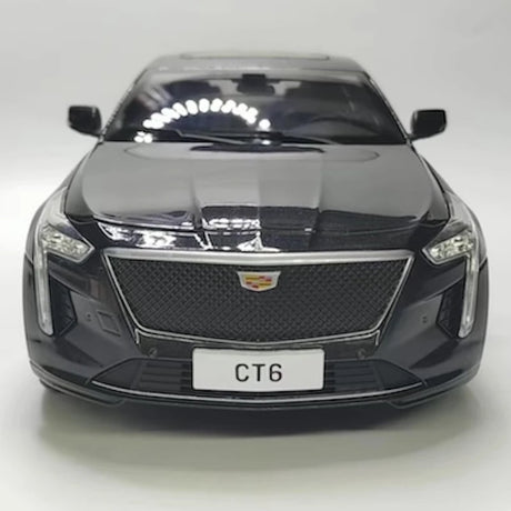[OEM] 1:18 Cadillac 2019 CT6 Black Model Car Die-Cast