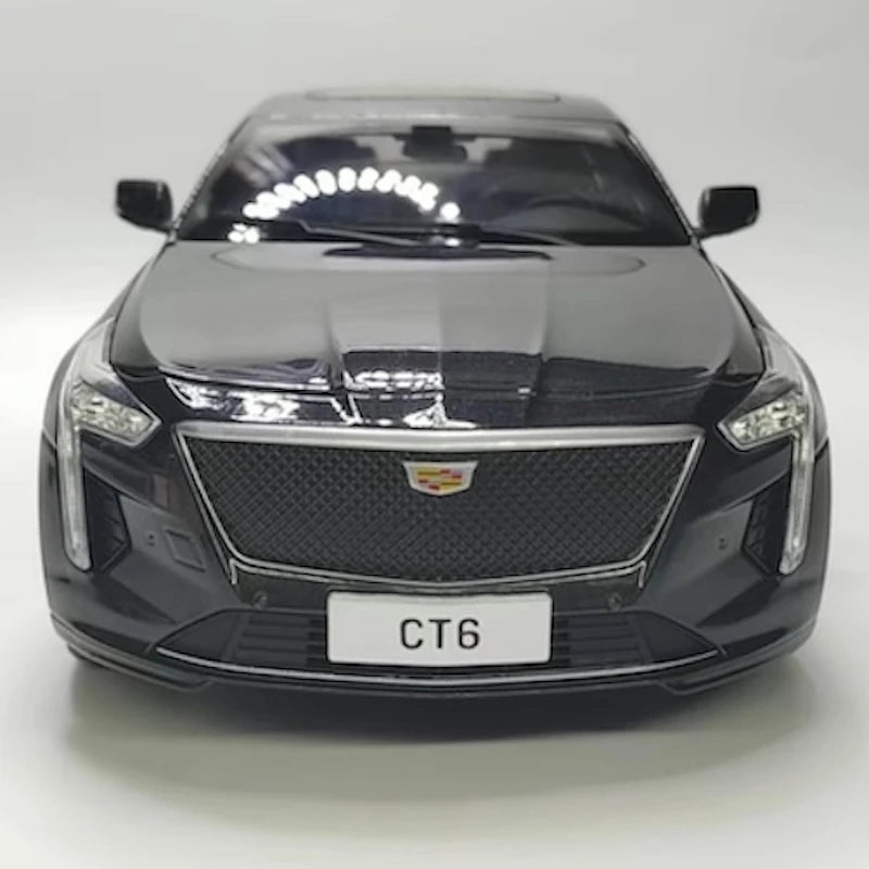 [OEM] 1:18 Cadillac 2019 CT6 Black Model Car Die-Cast