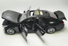 [OEM] 1:18 Cadillac 2019 CT6 Black Model Car Die-Cast