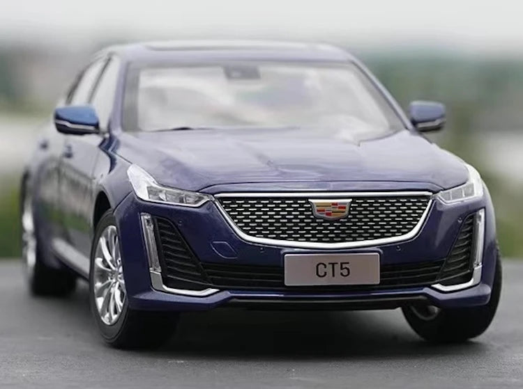 [OEM] 1:18 Cadillac 2021 CT5 Blue Model Car Die-Cast
