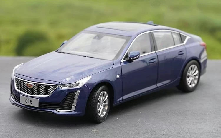 [OEM] 1:18 Cadillac 2021 CT5 Blue Model Car Die-Cast