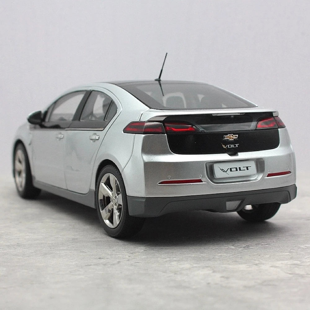 [OEM] 1:18 Chevrolet 2012 Volt Silver Model Car Die-Cast