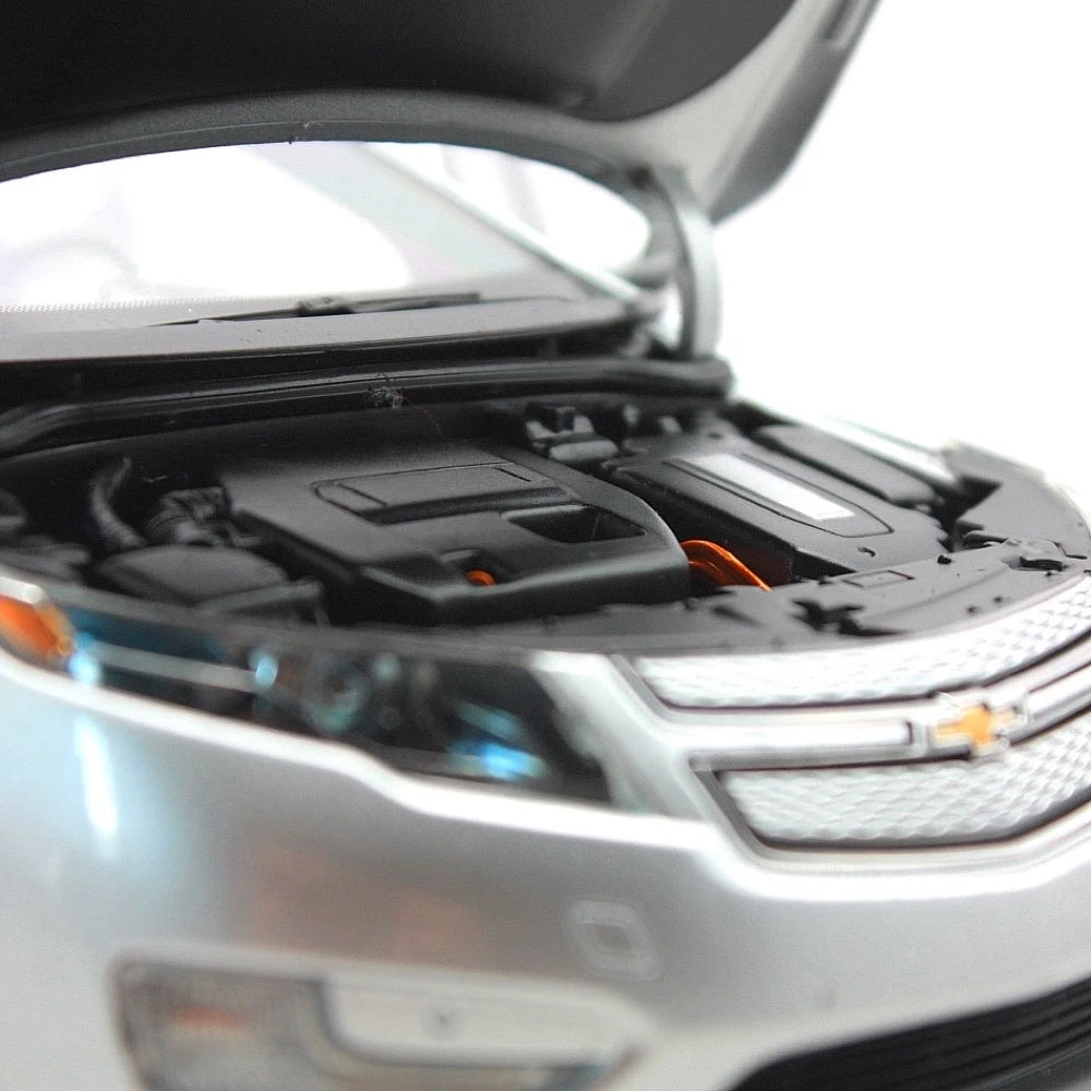 [OEM] 1:18 Chevrolet 2012 Volt Silver Model Car Die-Cast