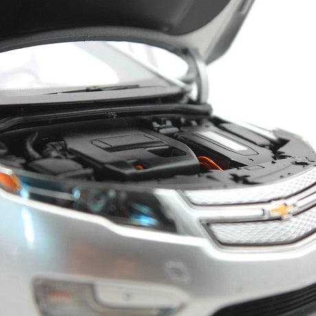 [OEM] 1:18 Chevrolet 2012 Volt Silver Model Car Die-Cast
