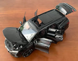 [OEM] 1:18 Chevrolet 2021 Trailblazer RS Black Model Car Die-Cast
