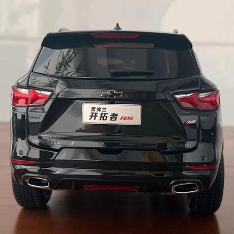[OEM] 1:18 Chevrolet 2021 Trailblazer RS Black Model Car Die-Cast