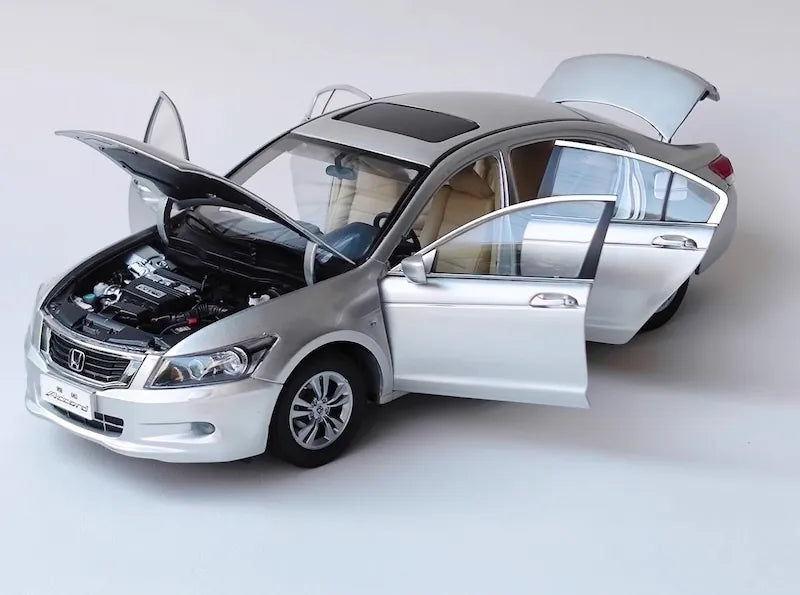 [OEM] 1:18 Honda 2008 Accord Silver Model Car Die-Cast