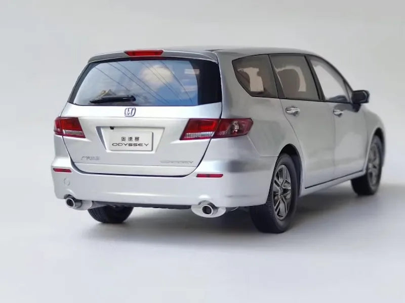 [OEM] 1:18 Honda 2008 Odyssey RB3 Silver Model Car Die-Cast