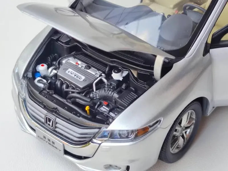 [OEM] 1:18 Honda 2008 Odyssey RB3 Silver Model Car Die-Cast
