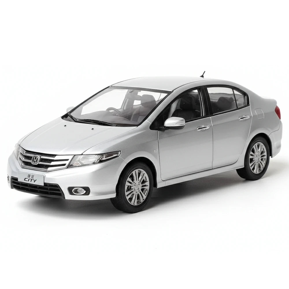 [OEM] 1:18 Honda 2012 City Silver Model Car Die-Cast