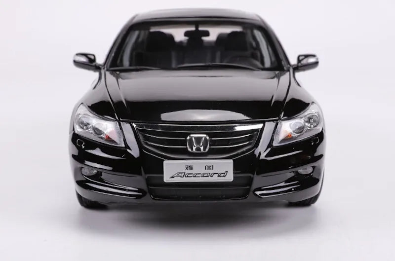 [OEM] 1:18 Honda 2013 Accord 9th Black Model Car Die-Cast