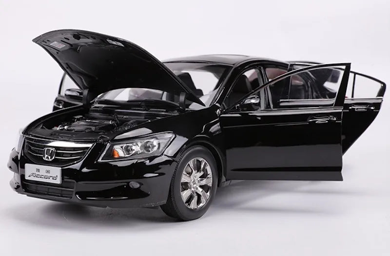 [OEM] 1:18 Honda 2013 Accord 9th Black Model Car Die-Cast