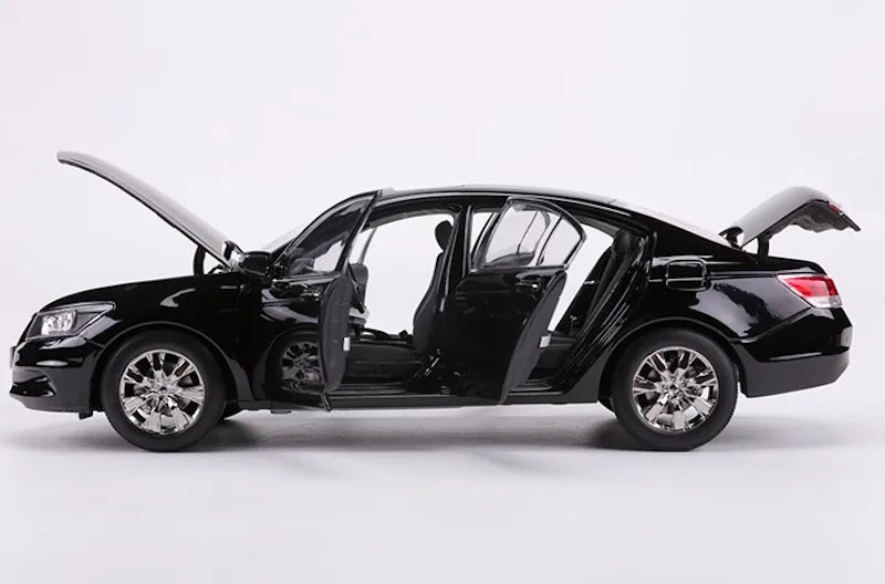 [OEM] 1:18 Honda 2013 Accord 9th Black Model Car Die-Cast