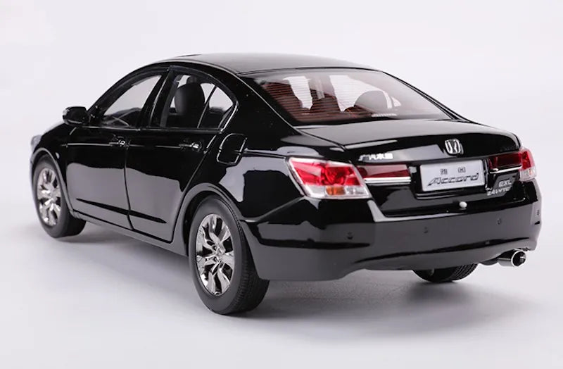 [OEM] 1:18 Honda 2013 Accord 9th Black Model Car Die-Cast