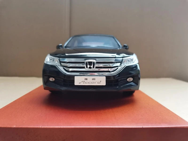 [OEM] 1:18 Honda 2013 Accord Black Model Car Die-Cast