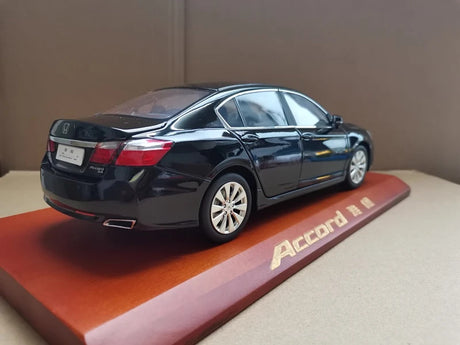 [OEM] 1:18 Honda 2013 Accord Black Model Car Die-Cast
