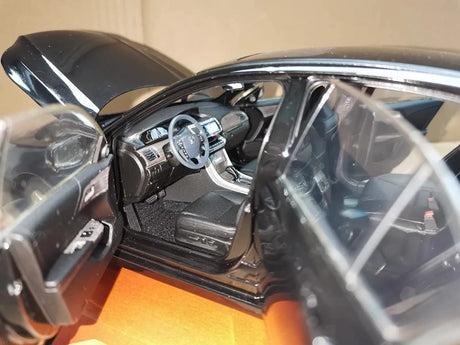 [OEM] 1:18 Honda 2013 Accord Black Model Car Die-Cast