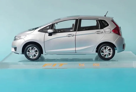[OEM] 1:18 Honda 2013 Fit Jazz Silver Model Car Die-Cast