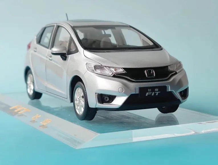 [OEM] 1:18 Honda 2013 Fit Jazz Silver Model Car Die-Cast