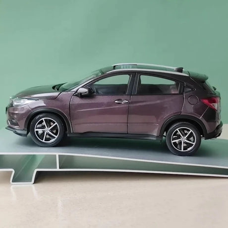 [OEM] 1:18 Honda 2019 Vezel Purple Model Car Die-Cast
