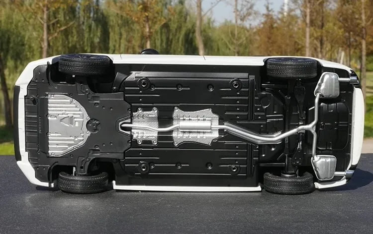 [OEM] 1:18 Honda 2022 Civic White Model Car Die-Cast