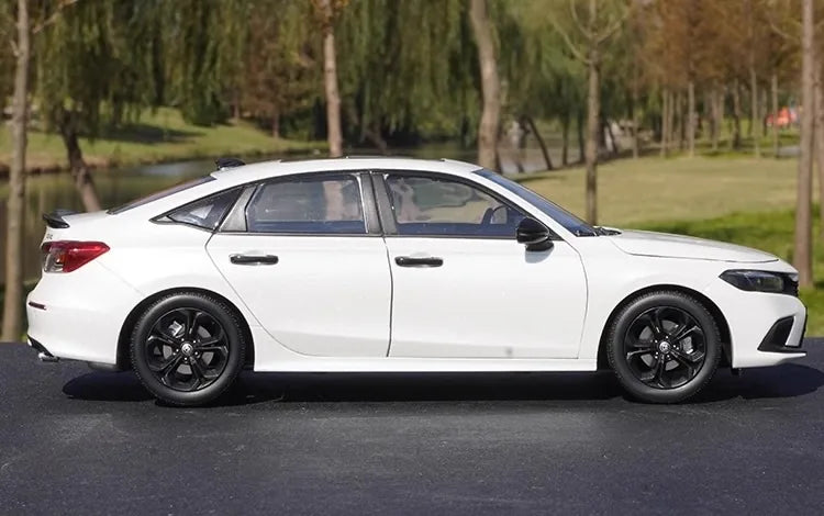 [OEM] 1:18 Honda 2022 Civic White Model Car Die-Cast
