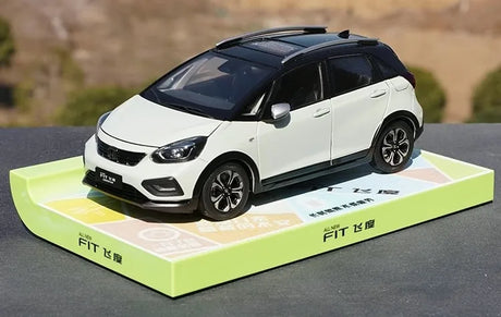 [OEM] 1:18 Honda 2023 Jazz Crosstar White Model Car Die-Cast