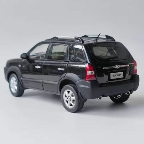 [OEM] 1:18 Hyundai 2004 Tucson Black Model Car Die-Cast