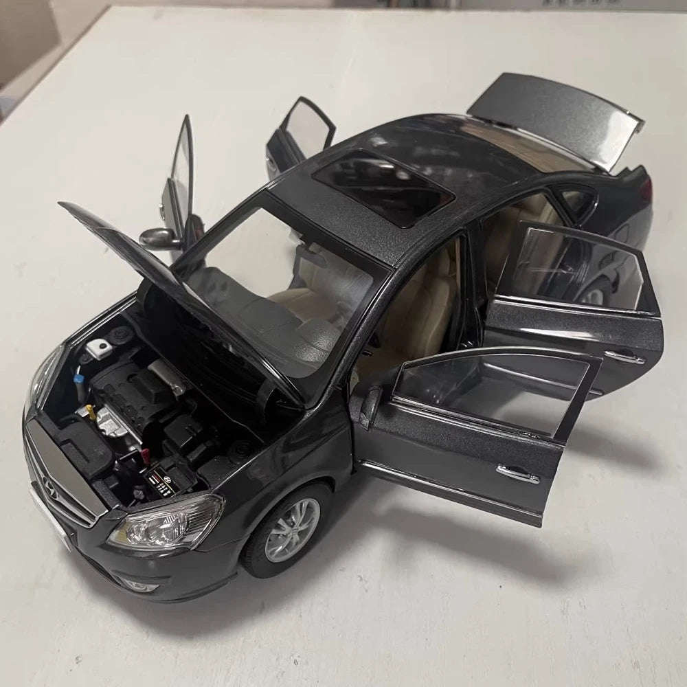 [OEM] 1:18 Hyundai 2008 Elantra Gray Model Car Die-Cast