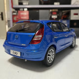 [OEM] 1:18 Hyundai 2009 i30 blu modellino di auto Die-Cast