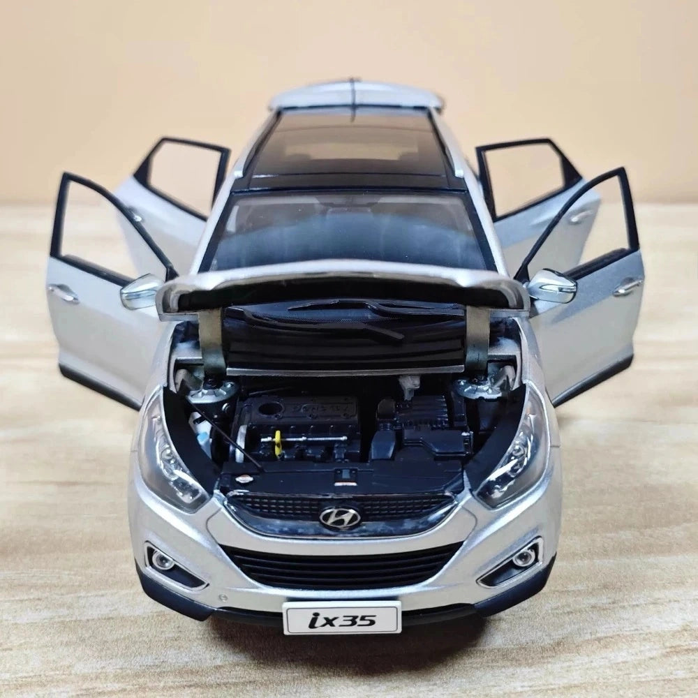[OEM] 1:18 Hyundai 2010 ix35 zilver modelauto Die-Cast