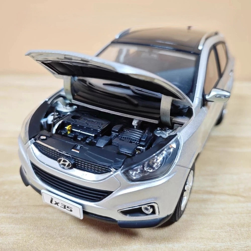 [OEM] 1:18 Hyundai 2010 ix35 argento modellino di auto Die-Cast
