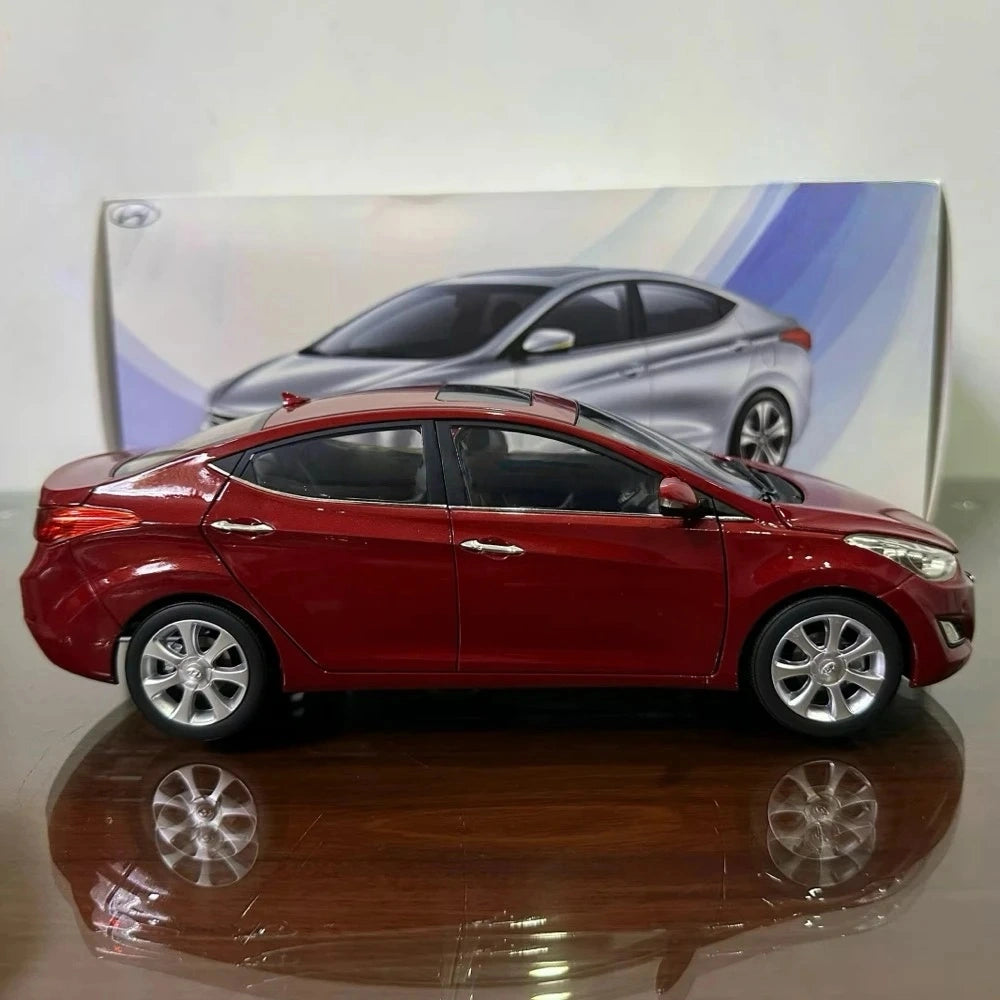 [OEM] 1:18 Hyundai 2013 Elantra rosso modellino di auto Die-Cast