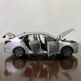 [OEM] 1:18 Hyundai 2014 Mistra Silver Model Car Die-Cast