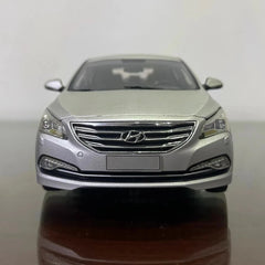 [OEM] 1:18 Hyundai 2014 Mistra Silver Model Car Die-Cast