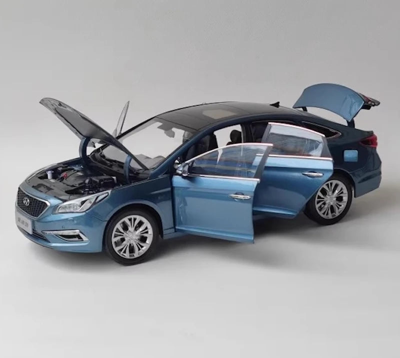 [OEM] 1:18 Hyundai 2014 Sonata Blue Model Car Die-Cast