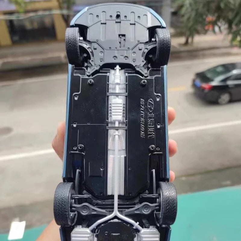 [OEM] 1:18 Hyundai 2014 Sonata Blue Model Car Die-Cast