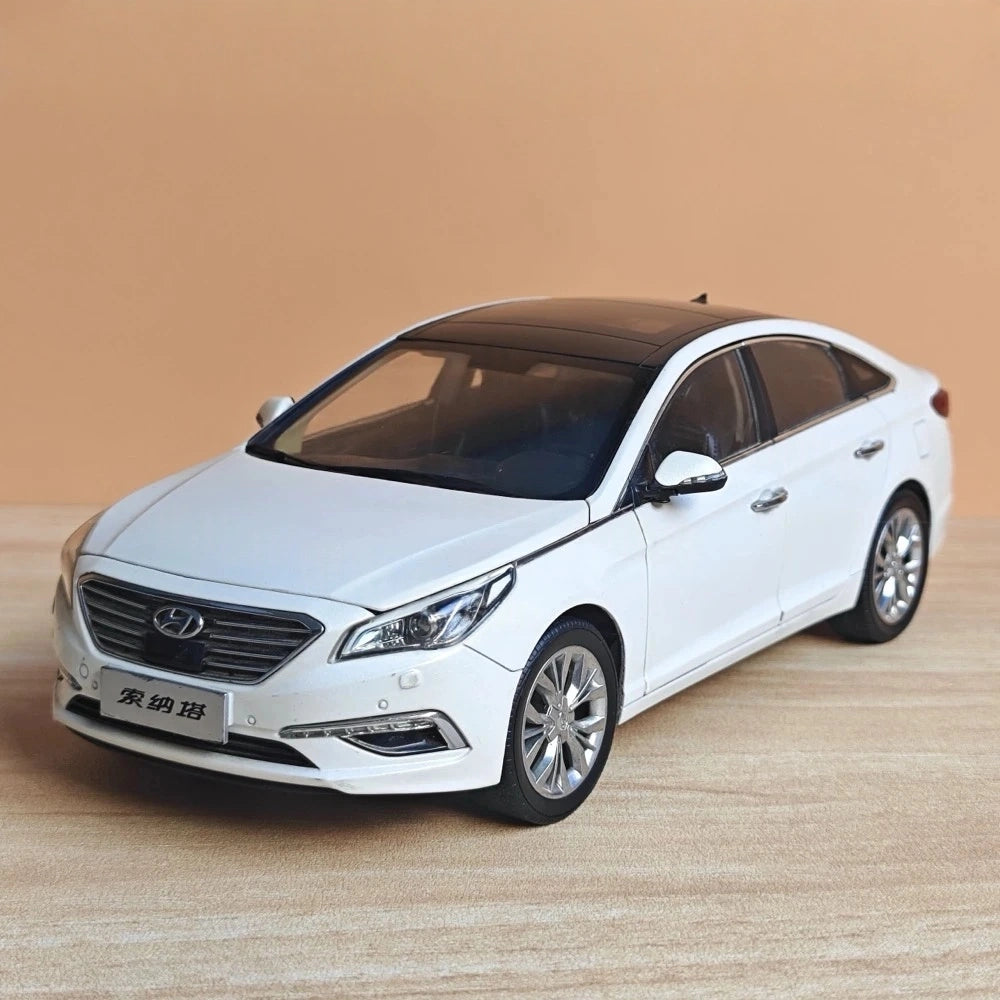 [OEM] 1:18 Hyundai 2014 Sonata bianco modellino di auto Die-Cast
