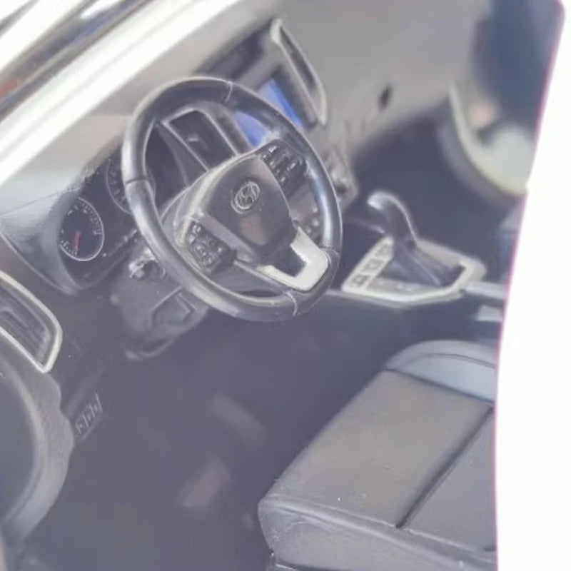 [OEM] 1:18 Hyundai 2015 IX25 White Model Car Die-Cast