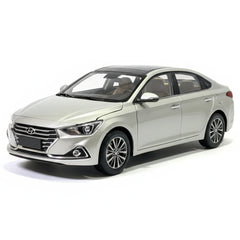[OEM] 1:18 Hyundai 2017 Celesta Silver Model Car Die-Cast