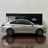 [OEM] 1:18 Hyundai 2017 Celesta Silver Model Car Die-Cast