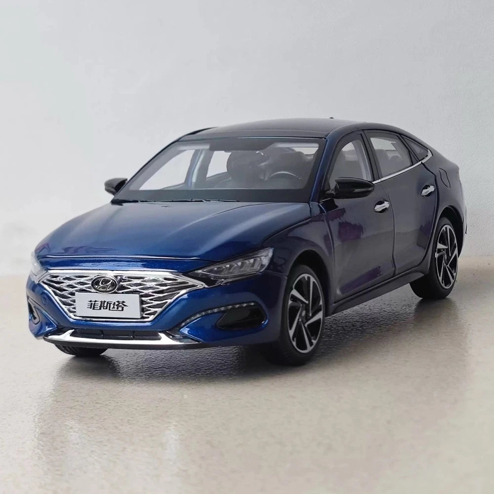 [OEM] 1:18 Hyundai 2018 Lafesta Blue Model Car Die-Cast