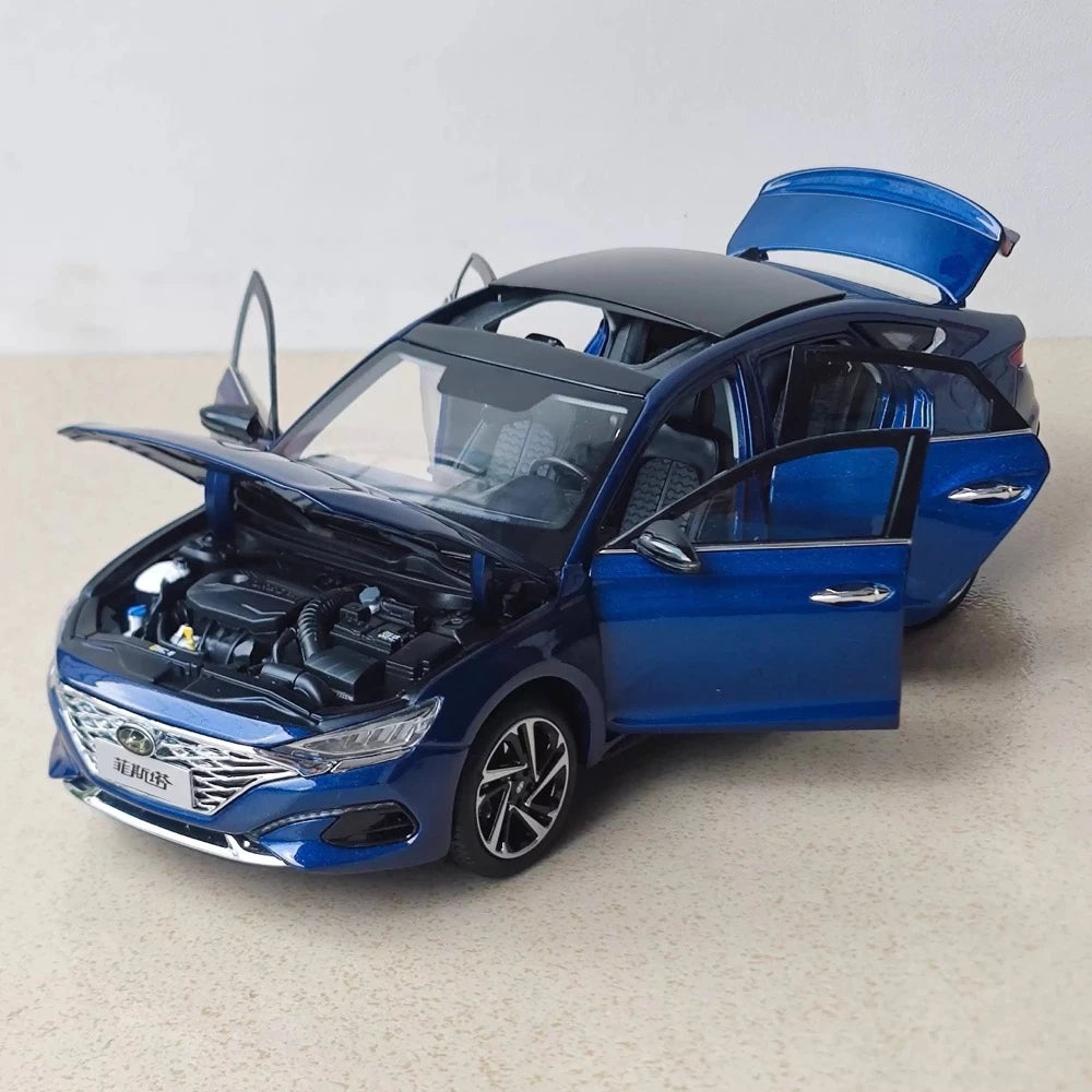 [OEM] 1:18 Hyundai 2018 Lafesta Blue Model Car Die-Cast